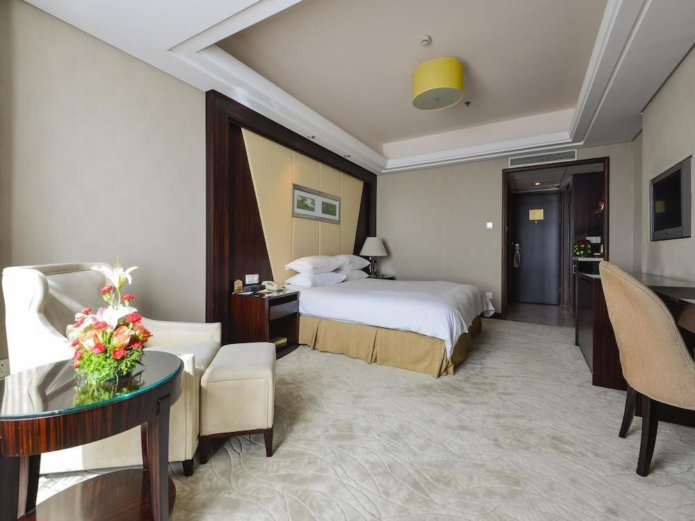 Shu Guang International Hotel Nanjing  Exterior photo
