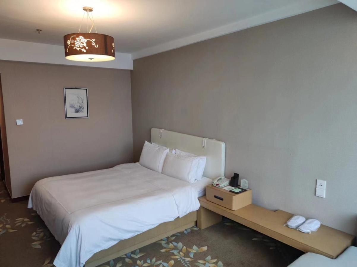 Shu Guang International Hotel Nanjing  Exterior photo